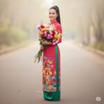 tạo dáng chụp ảnh với bó hoa